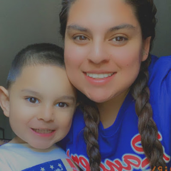 Meet your Posher, Aylin - Picture 1 of 1